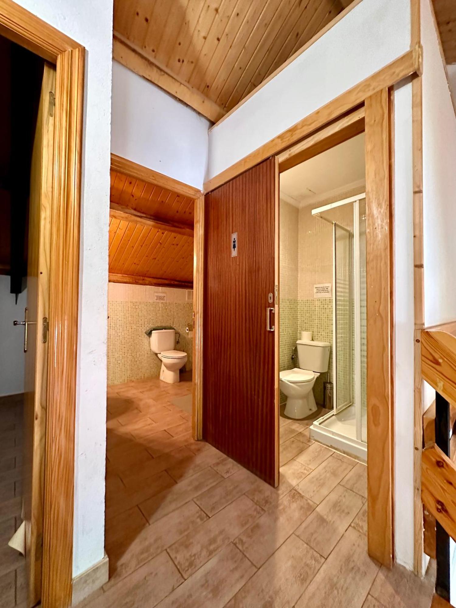 Albergue Valle De Arbas Cubillas de Arbas Bagian luar foto